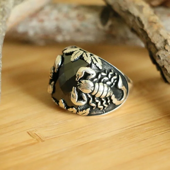 925 Sterling Silver Scorpio Men's ring - Picture 8 of 8
